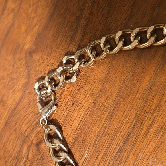 Gold Link DOUBLE /SINGLE Necklace w/2 Lion Heads Set in Black Enamel - Picture 5 of 8